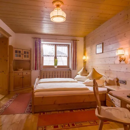Maria Rose Xxl Vakantiehuis Kirchberg in Tirol